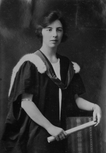 Mrs E.C. Thomas