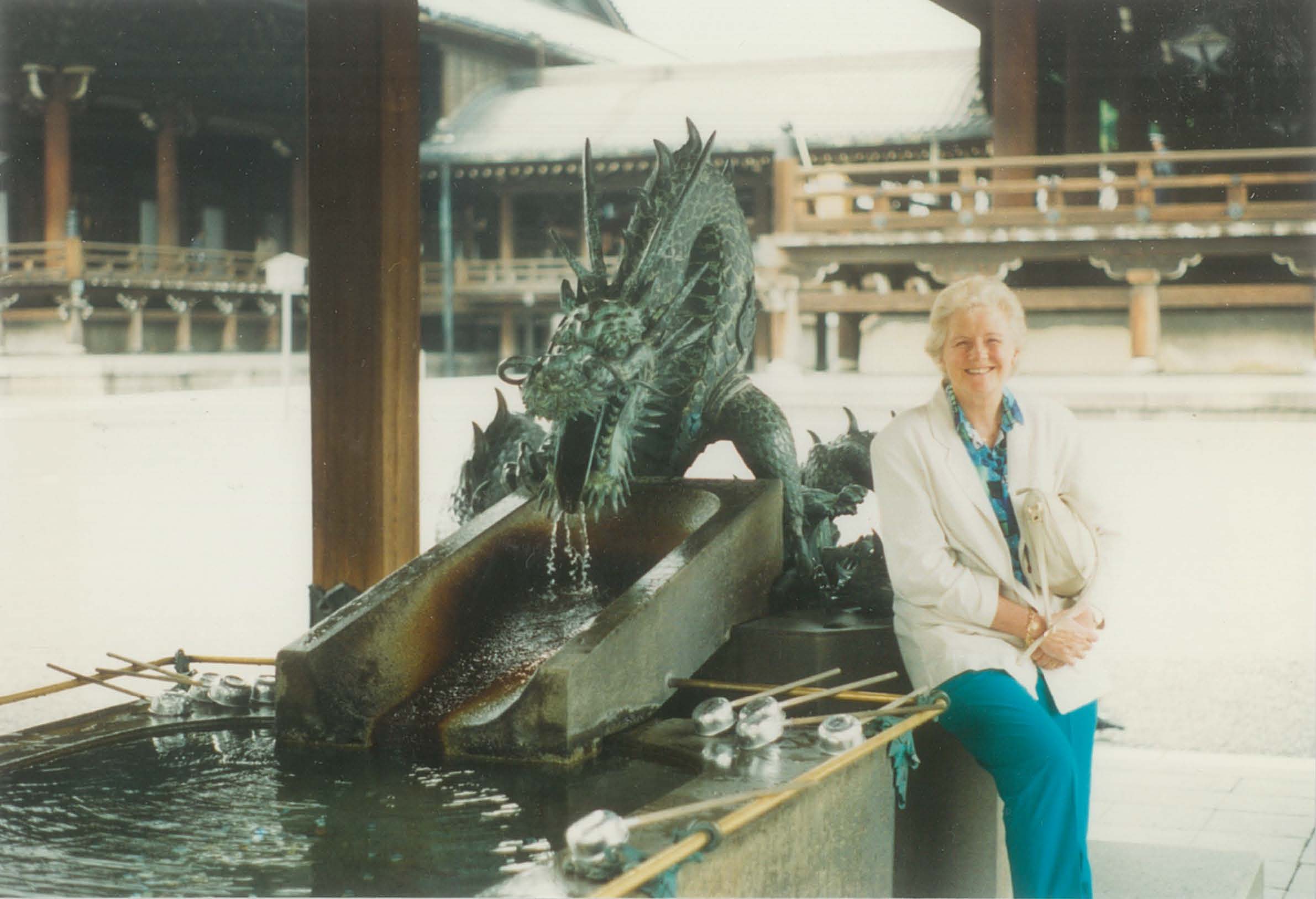 1993 Joyce at temple